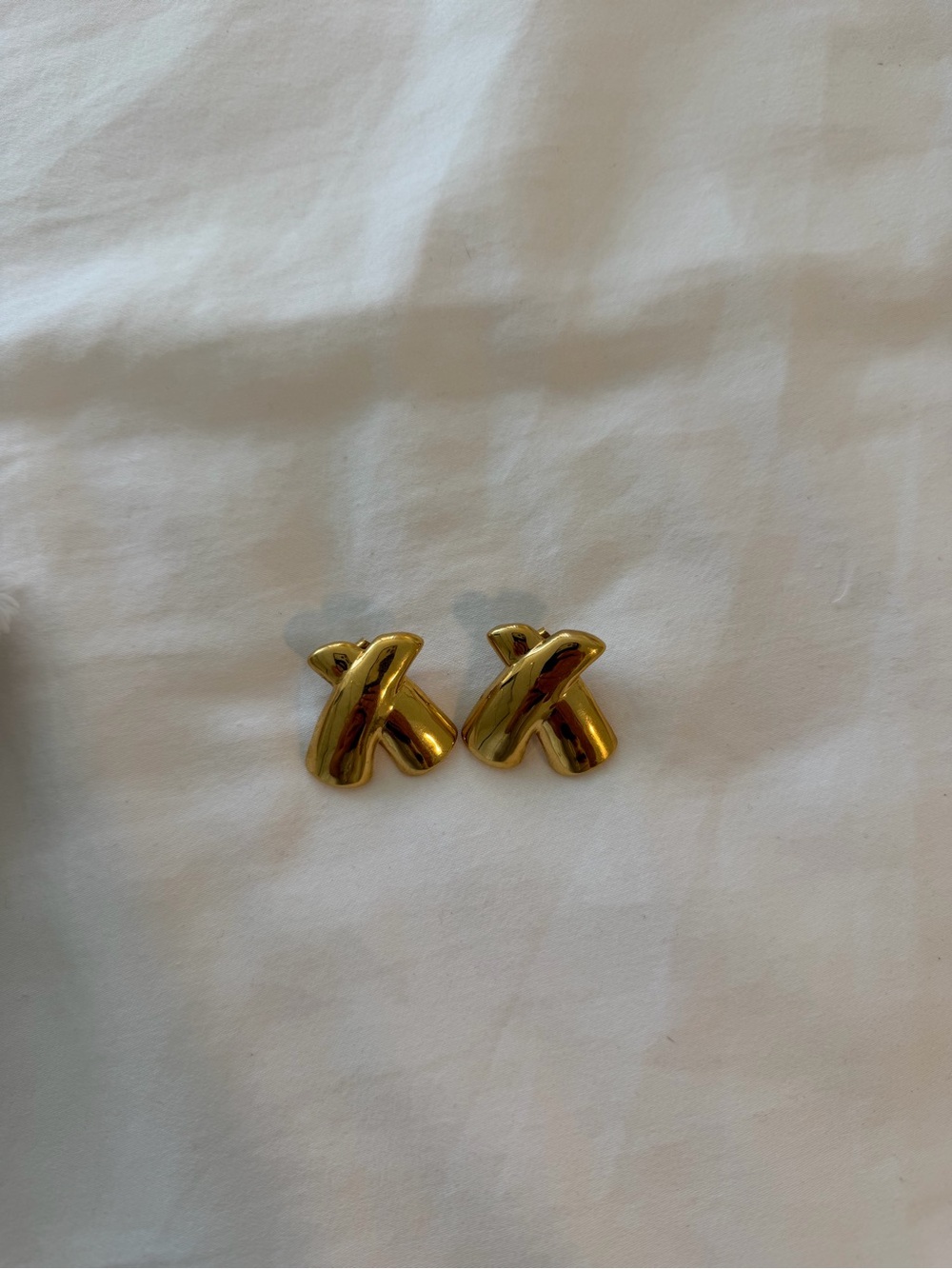 Heaven Mayhem Criss Cross Earrings